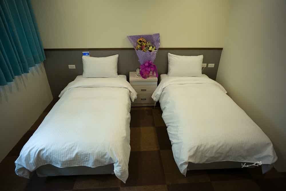 Chang Ti Metropolis Commercial Hotel Zhongli Exterior photo